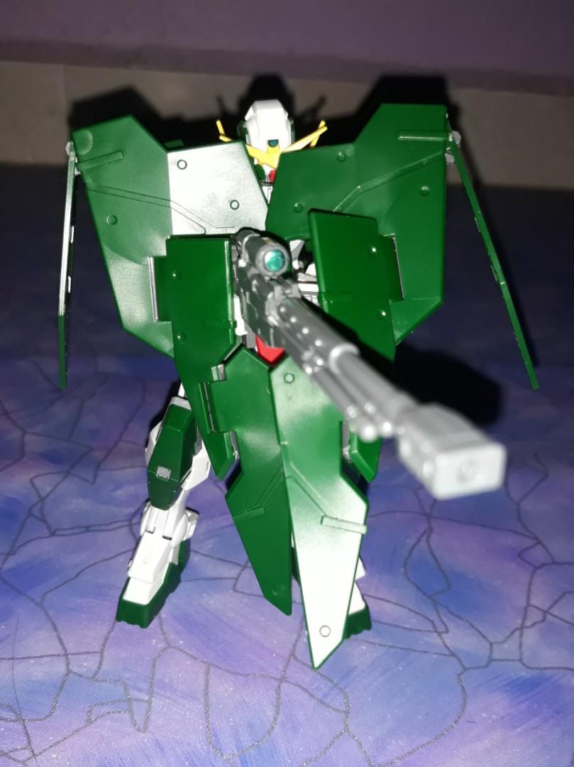 HG Gundam + Nipper Cutter, Hobbies & Toys, Collectibles & Memorabilia