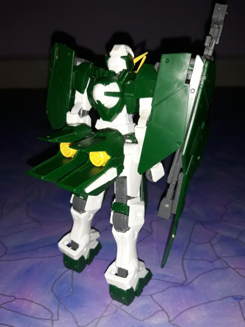 HG Gundam + Nipper Cutter, Hobbies & Toys, Collectibles & Memorabilia