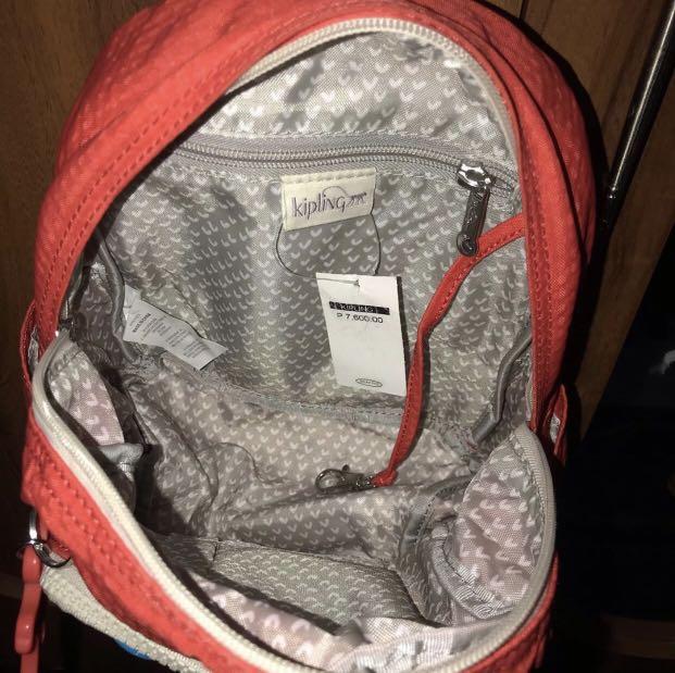 Kipling Mini Backpack (Category: Backpacks) located in Tarlac. Submitted by mvlgstn (Listing ID 240678331, Image 3). Description: Selling my mini backpack 7,600 on tag Selling for only 2000.