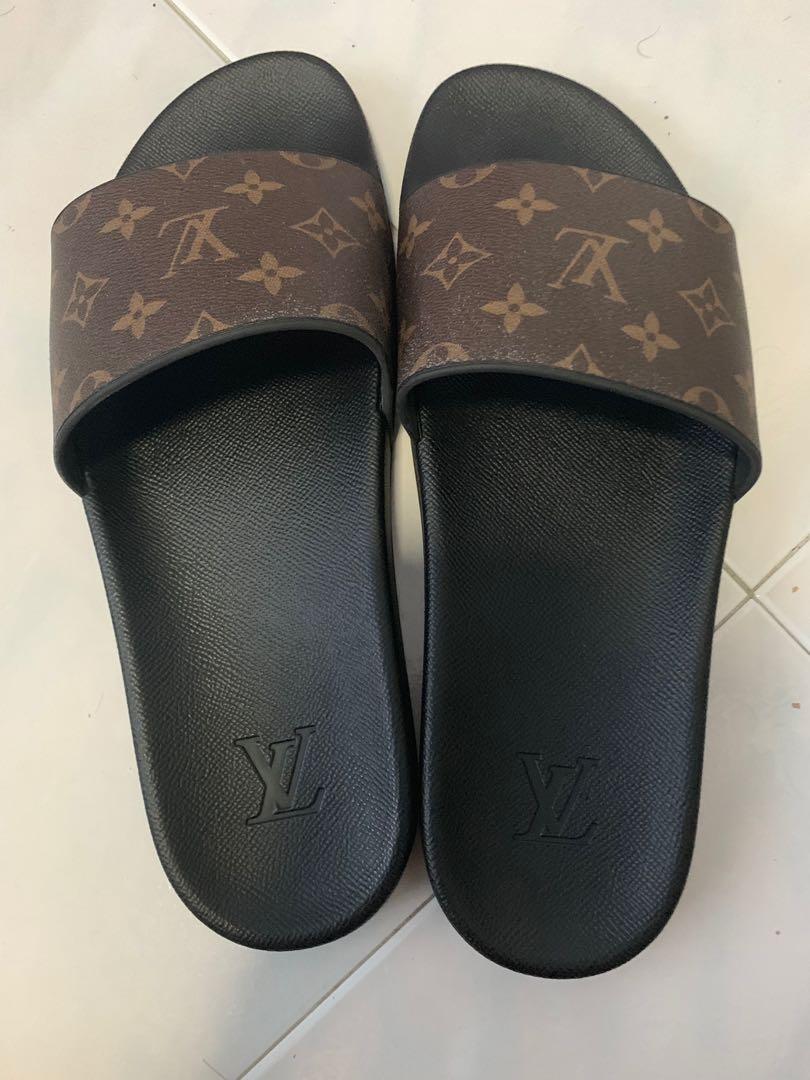 louis vuitton jelly slides