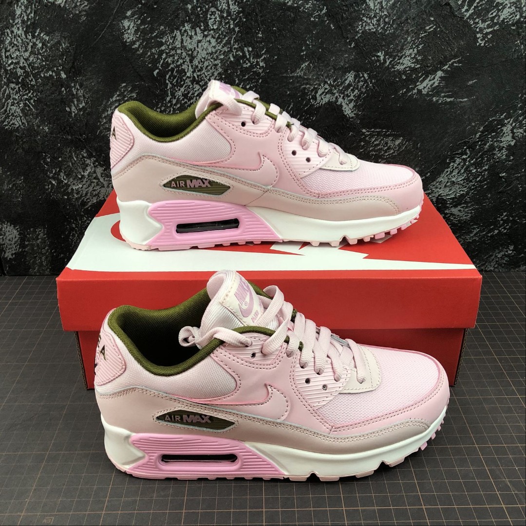 have a nike day pink air max
