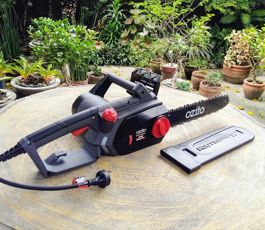 Ozito 1800w store electric blower