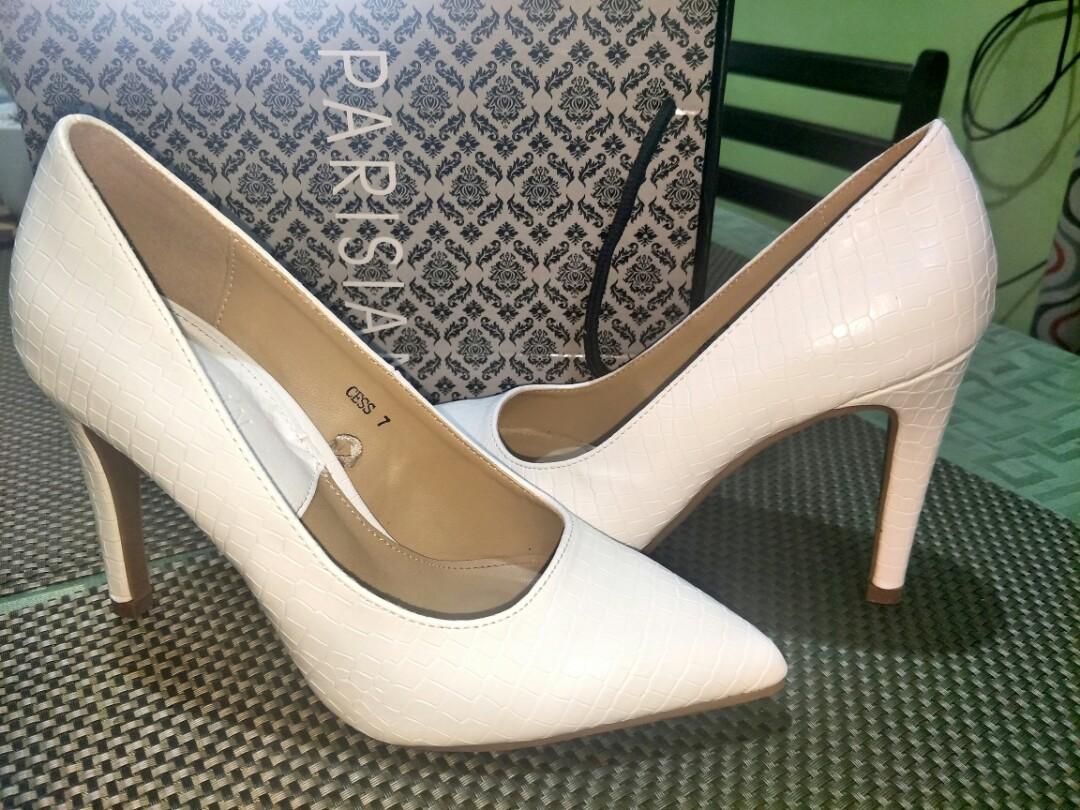 Parisian White shoes women preloved 