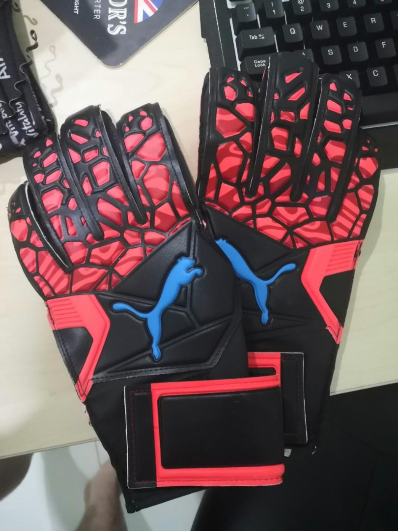 puma goalkeeper gloves malaysia