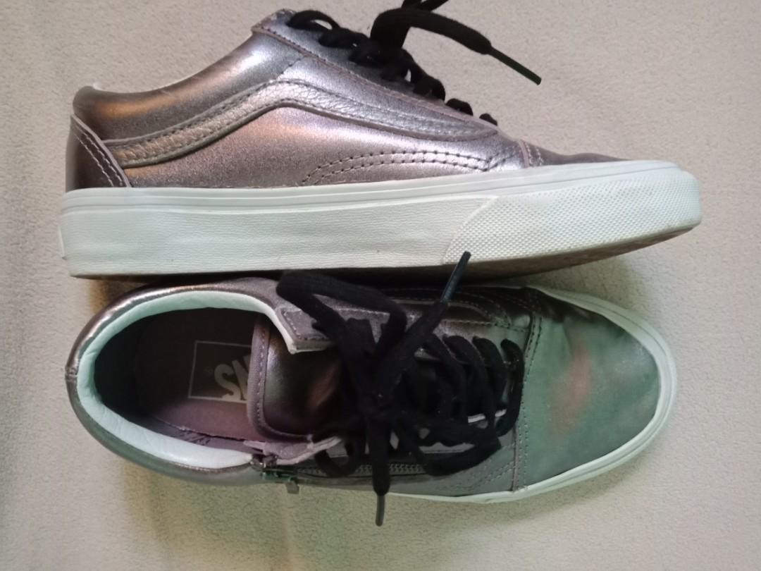 vans shoes os zip size 4 mens and 5.5 