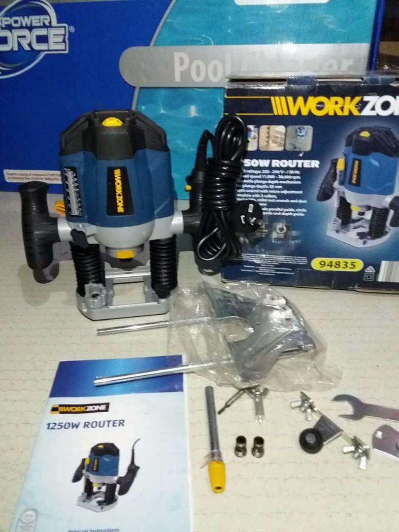 Workzone 1250W plunge router, Furniture & Home Living, Home Improvement ...