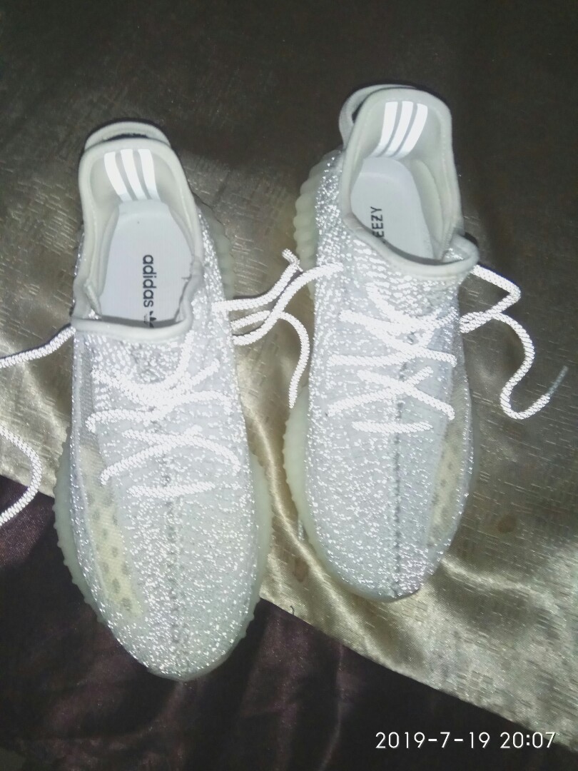 Yeezy 350 v2 Static Branco Purple Store