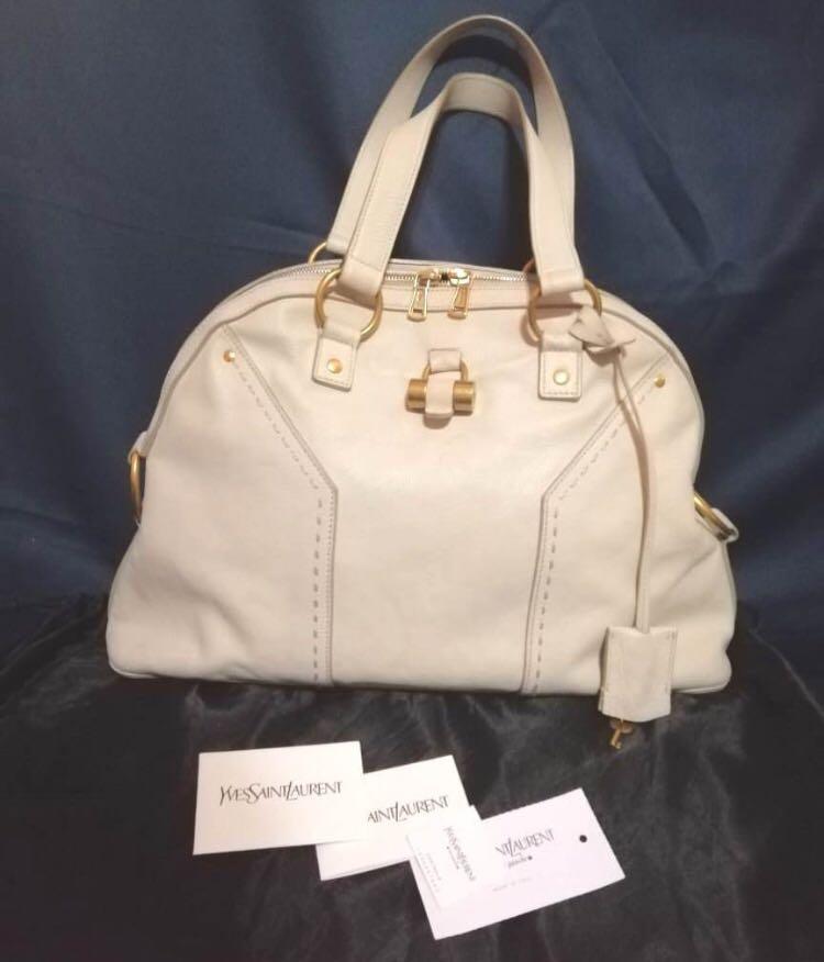 YSL muse (Category: Luxury Bags & Wallets) located in Quezon City. Submitted by jujoo (Listing ID 240617009, Image 2). Description: Price drop!!! (From 19k) In time for morher's day!♥️ YSL muse Color: off-white Size: Medium Inclusions: cards and dustbag Flaws: scuffs on handles, dirt on areas with hardware contact Slightly negotiable!😊.