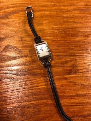 DKNY 方型女錶
