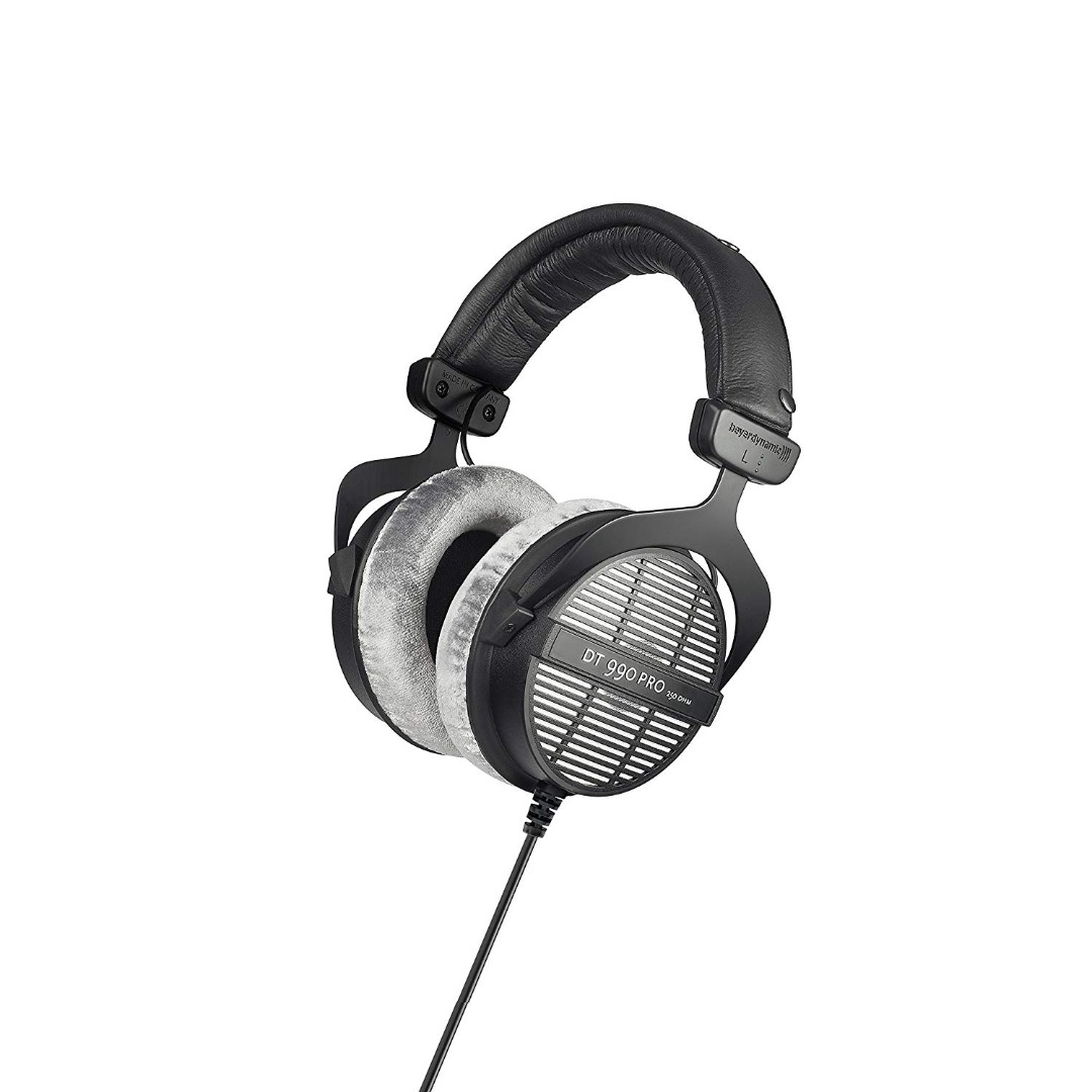 in ear studio earbuds