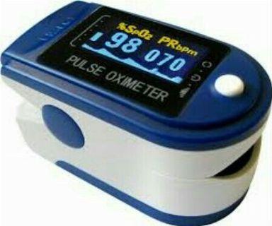 US Fingertype pulse oximeter colored