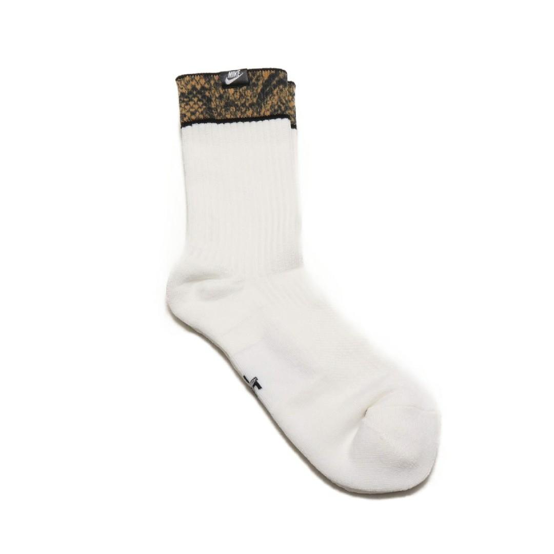ivory snake socks