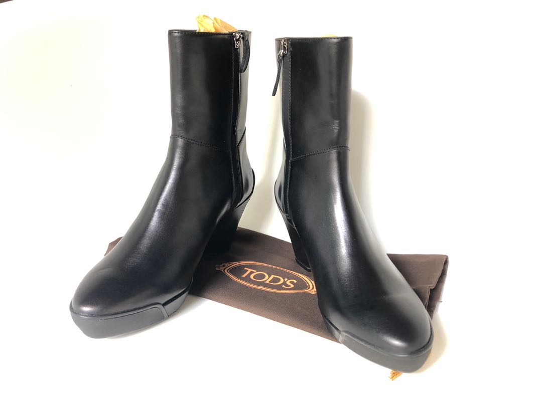 tods wedge boots