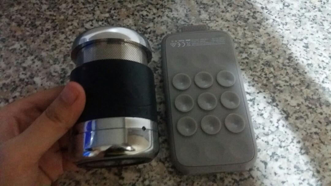 Brookstone mobile sale mini speaker