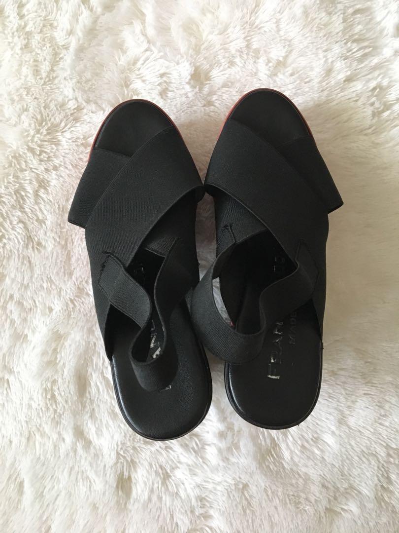 Franco Co Wedges