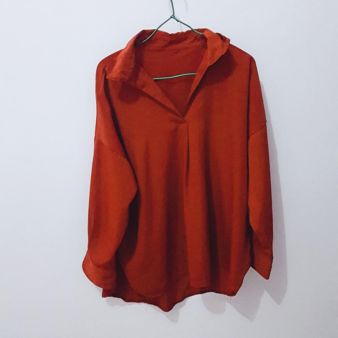 Kemeja Blouse Warna Bata Oren Fesyen Wanita Pakaian Wanita Atasan Di Carousell