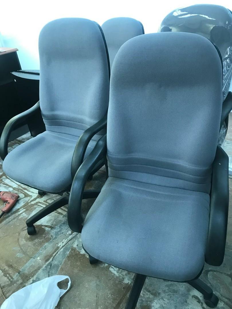 1050+ Kursi Kantor Donati Terbaru