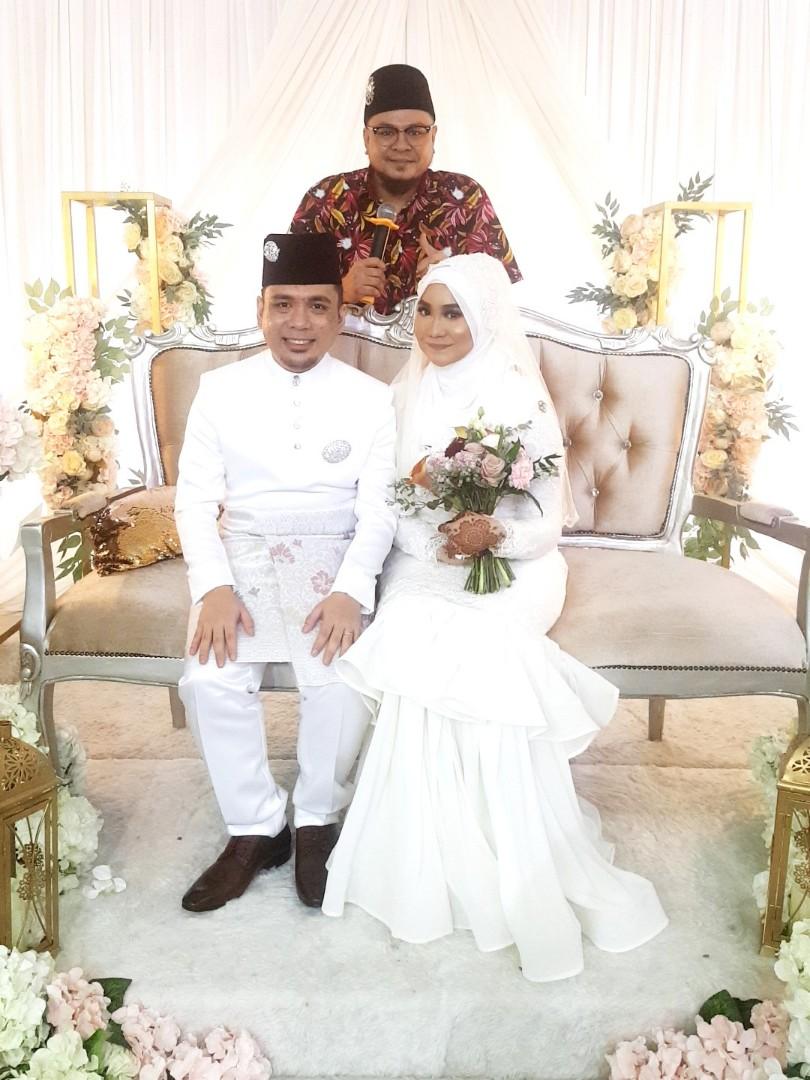 Malay Wedding Dj For Hire Everything Else On Carousell
