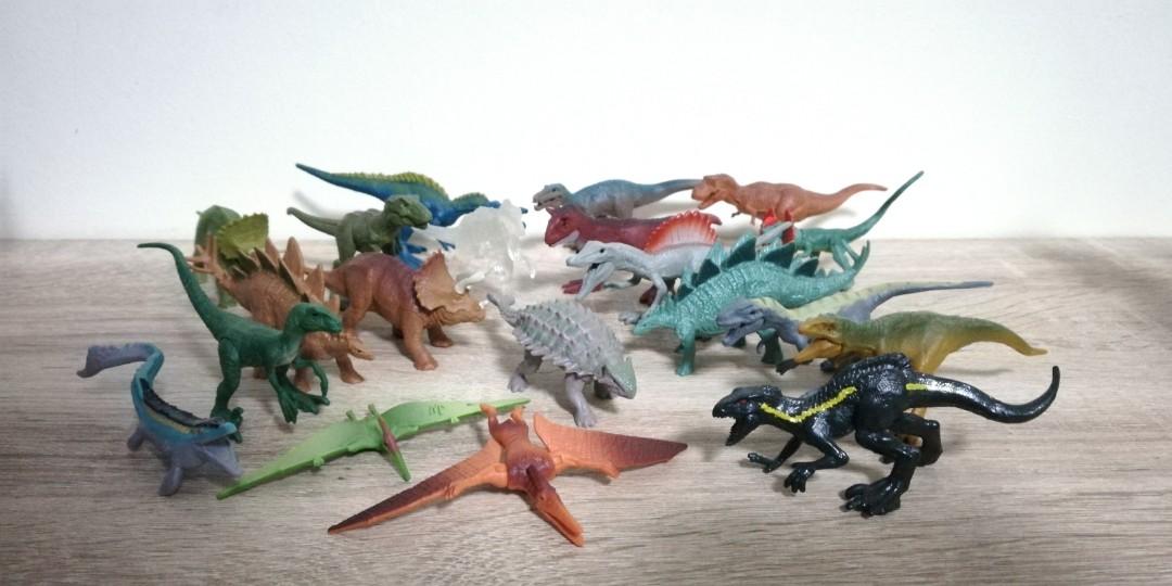Jurassic World  Mini Action Dino X 10 pcs Sealed Blind Bag New Mattel 