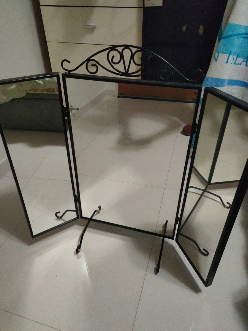 Mirror 3 sided, Furniture & Home Living, Home Decor, Mirrors on Carousell