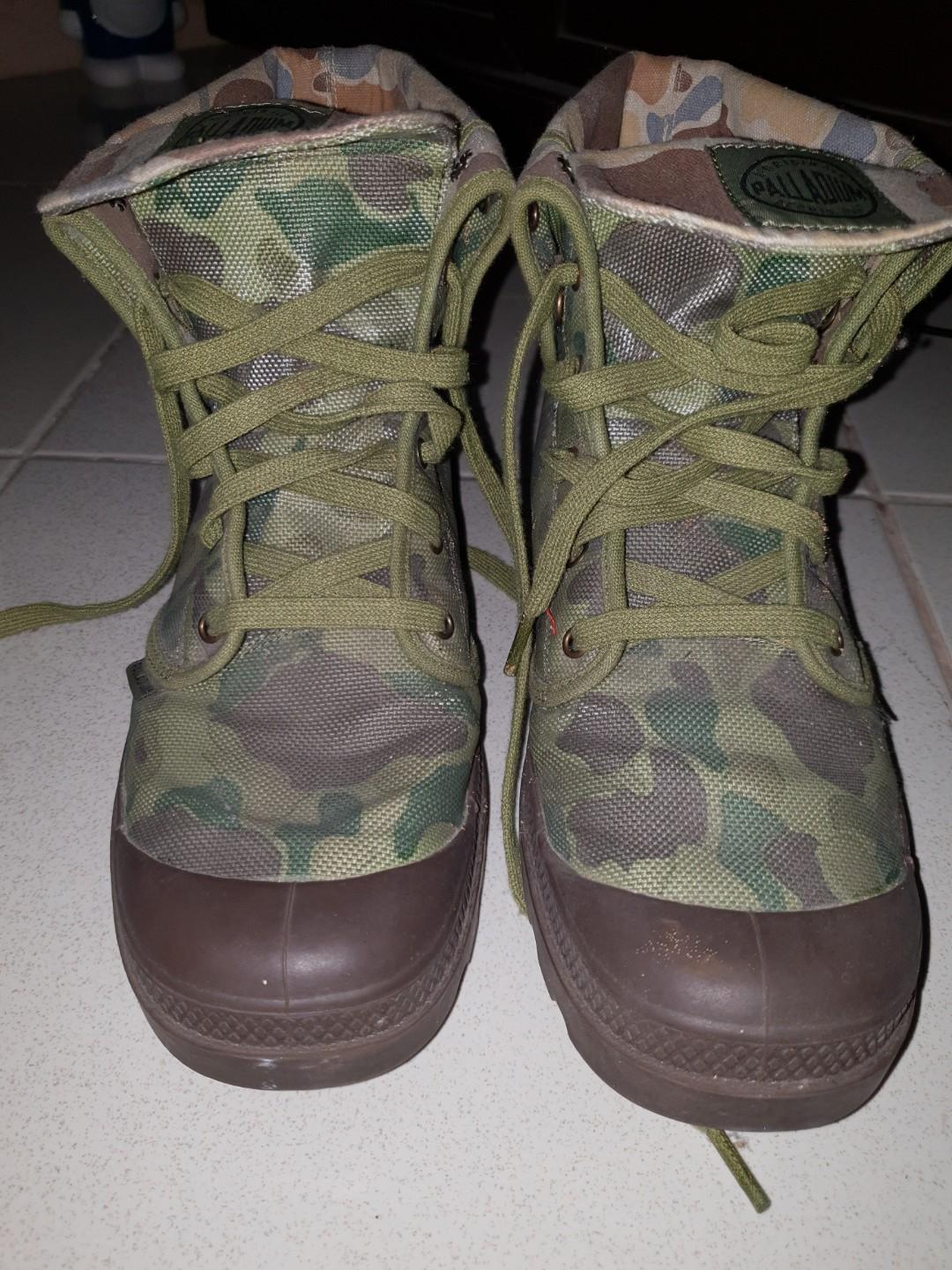 palladium boots megamall