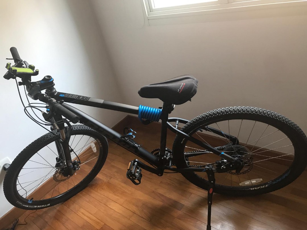 ROCKRIDER ST 520 MOUNTAIN BIKE [URGENT 