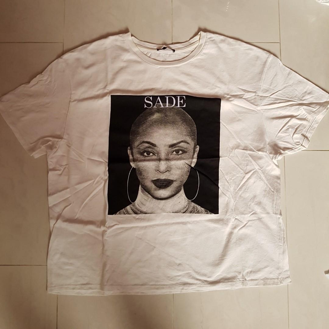 Sade oversized boxy t-shirt by Zara 