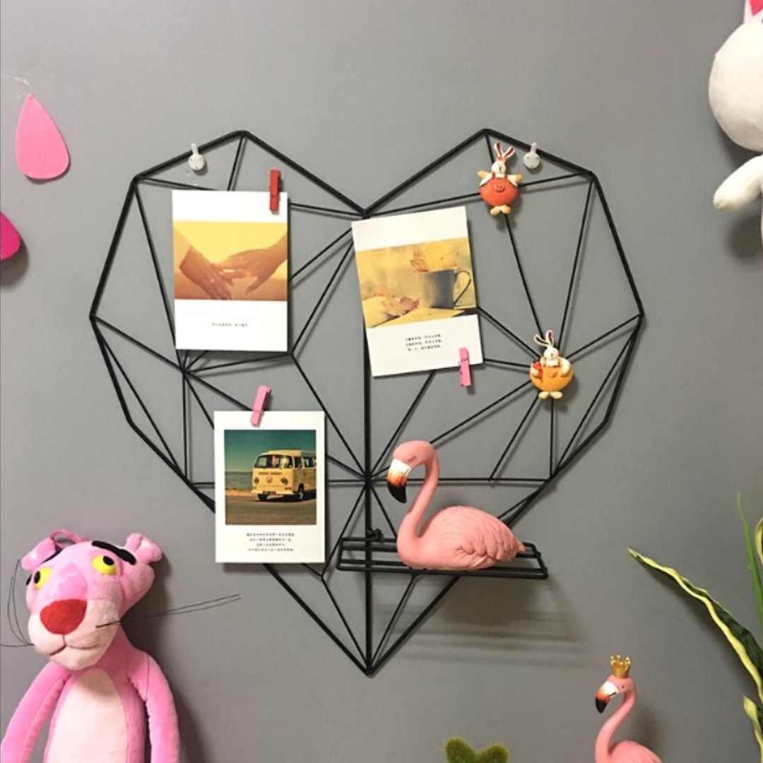 [Super Simple] Heart Shaped Display Frame, Furniture & Home Living ...