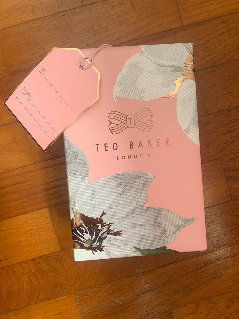 Ted Baker Body wash & spray gift set, Beauty & Personal Care, Bath