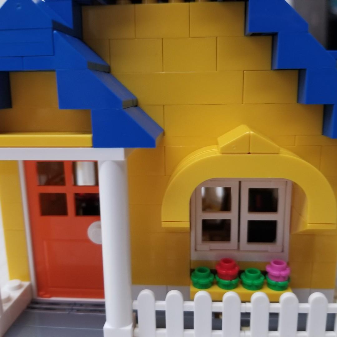 emmet's house lego