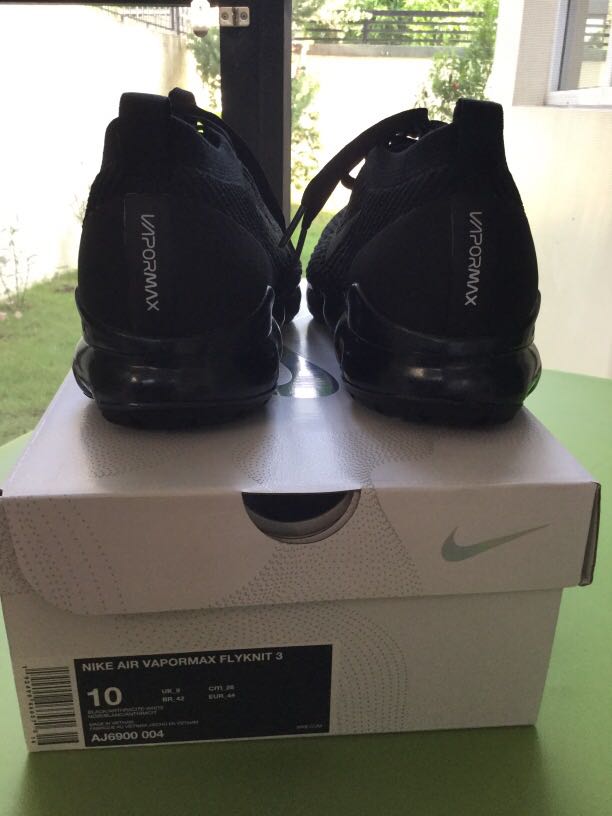 vapormax flyknit 3 triple black big kid