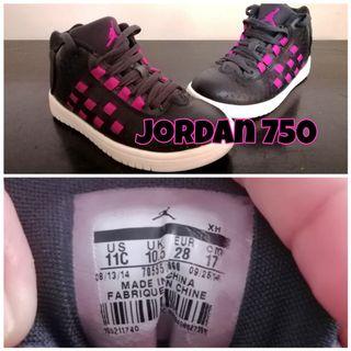 Preloved Jordan shoes for girls