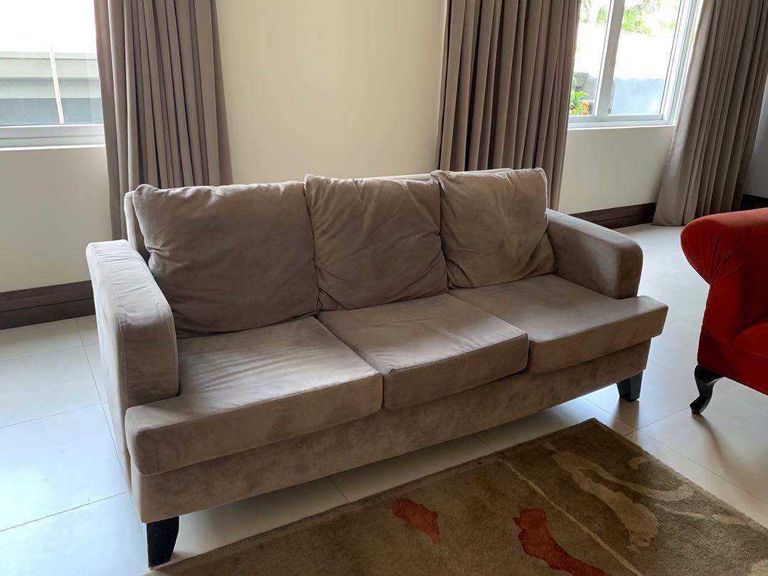3 Seater Sofa Slightly Used On Carousell
