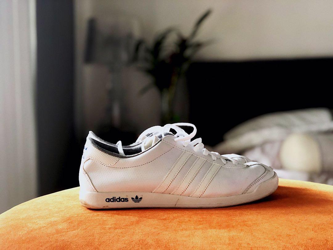 Adidas original the sales sneeker