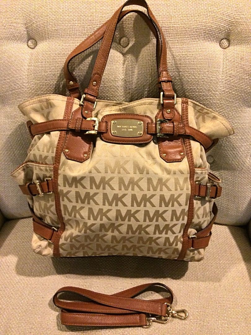 Michael kors gansevoort satchel hot sale