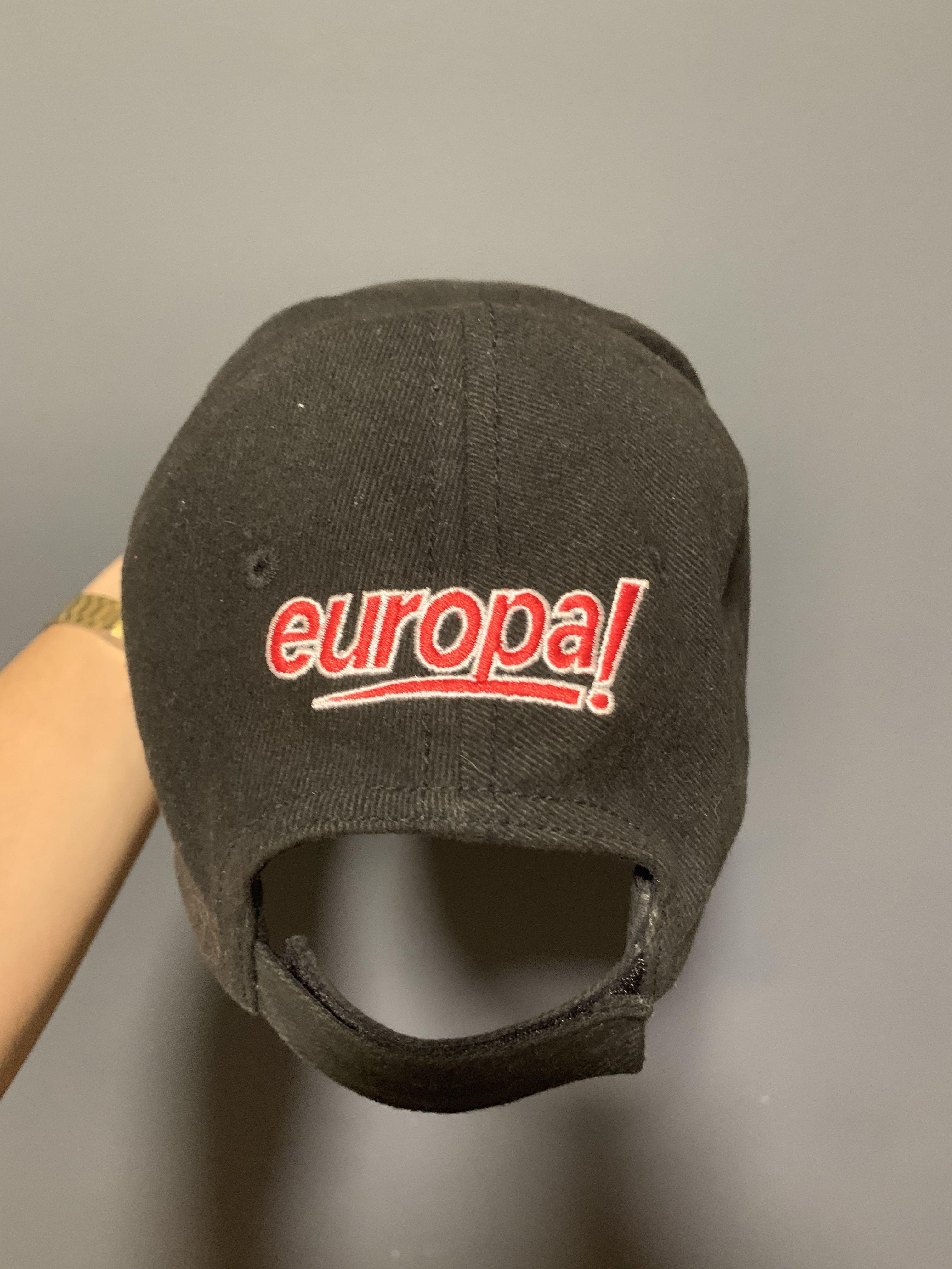 balenciaga europa cap