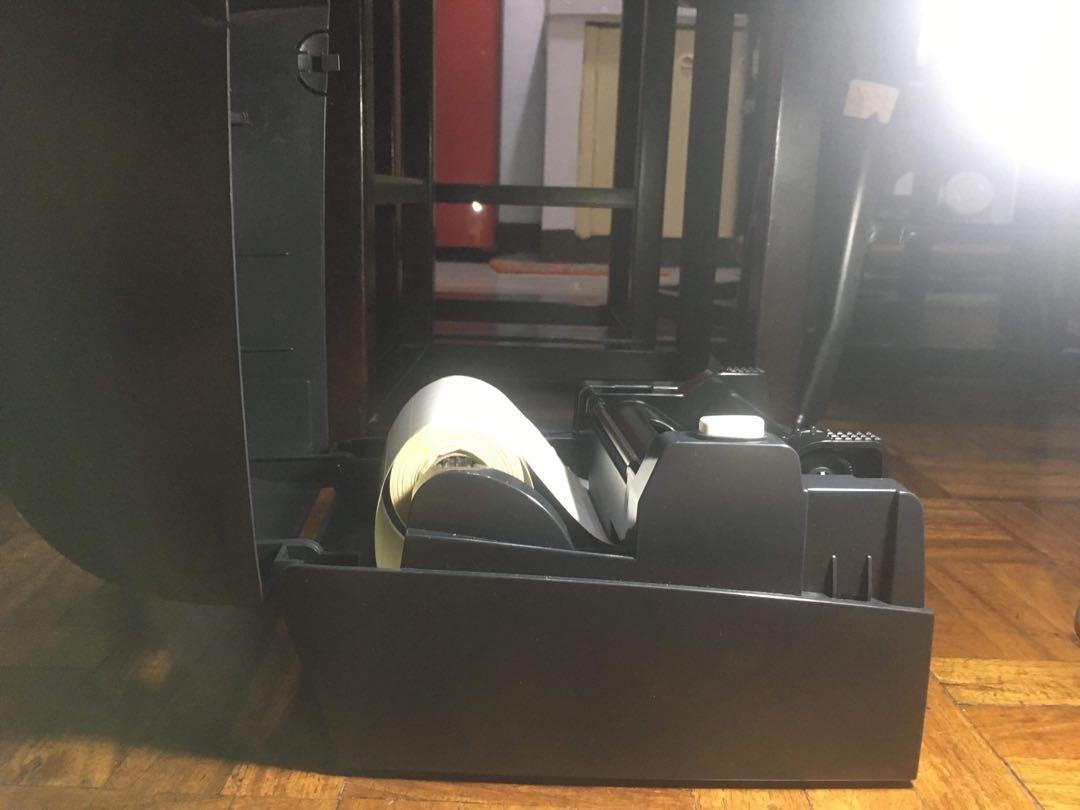 Barcode Printer seldom used (Category: Printers, Scanners & Copiers) located in Makati City. Submitted by nanay_mac (Listing ID 241070973, Image 2). Description: Barcode printer Only used in 2 projects Complete, good as new Pick up Makati area.