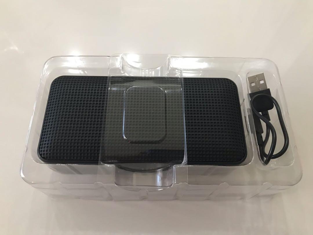 Bluetooth Speaker (Category: Soundbars, Speakers & Amplifiers) located in Singapore. Submitted by leo4168 (Listing ID 241128213, Image 2). Description: .