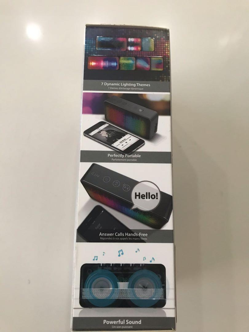 Bluetooth Speaker (Category: Soundbars, Speakers & Amplifiers) located in Singapore. Submitted by leo4168 (Listing ID 241128213, Image 4). Description: .