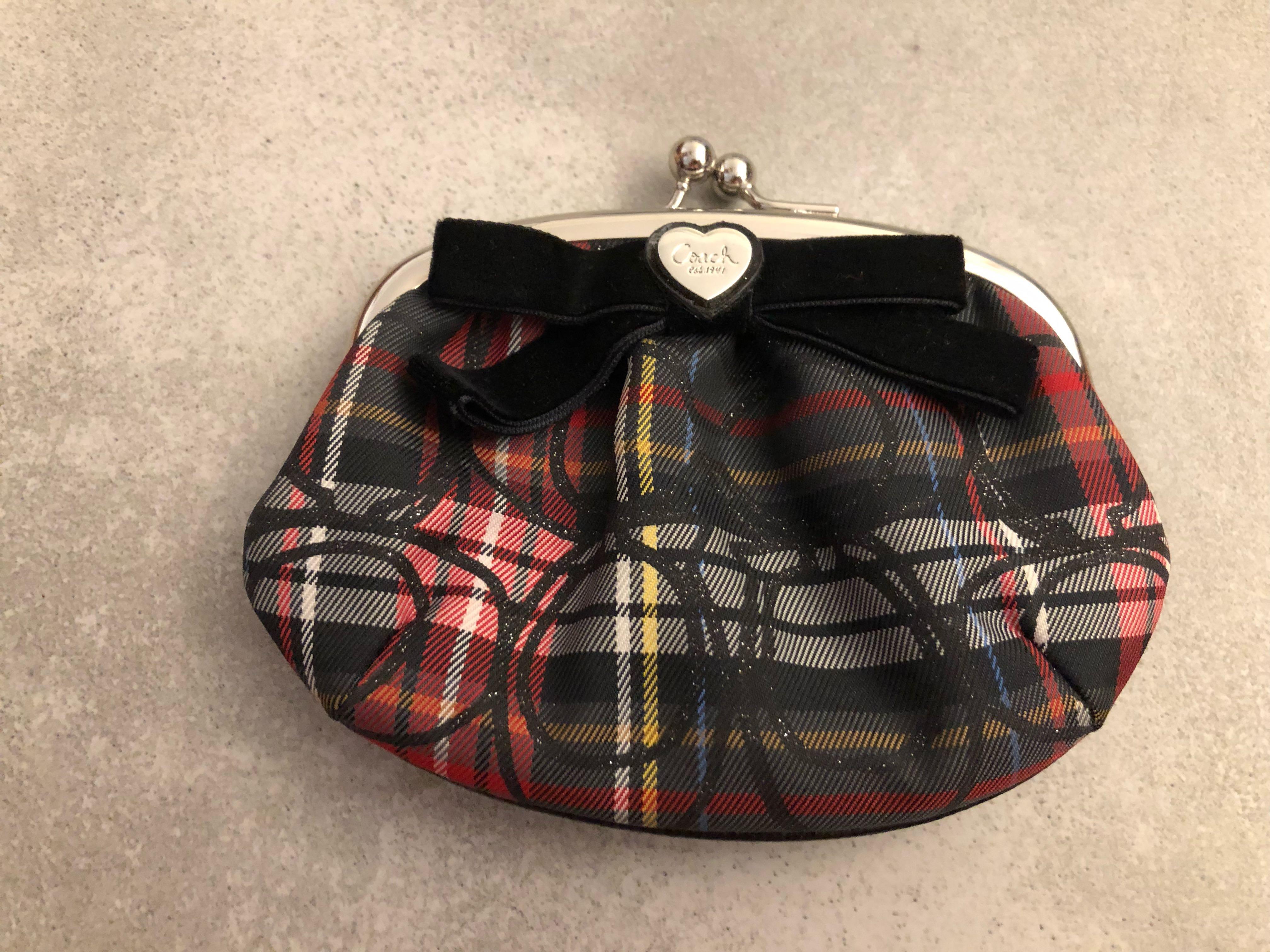 kiss lock coin purse