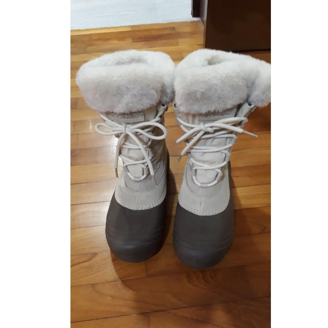 columbia girls boots