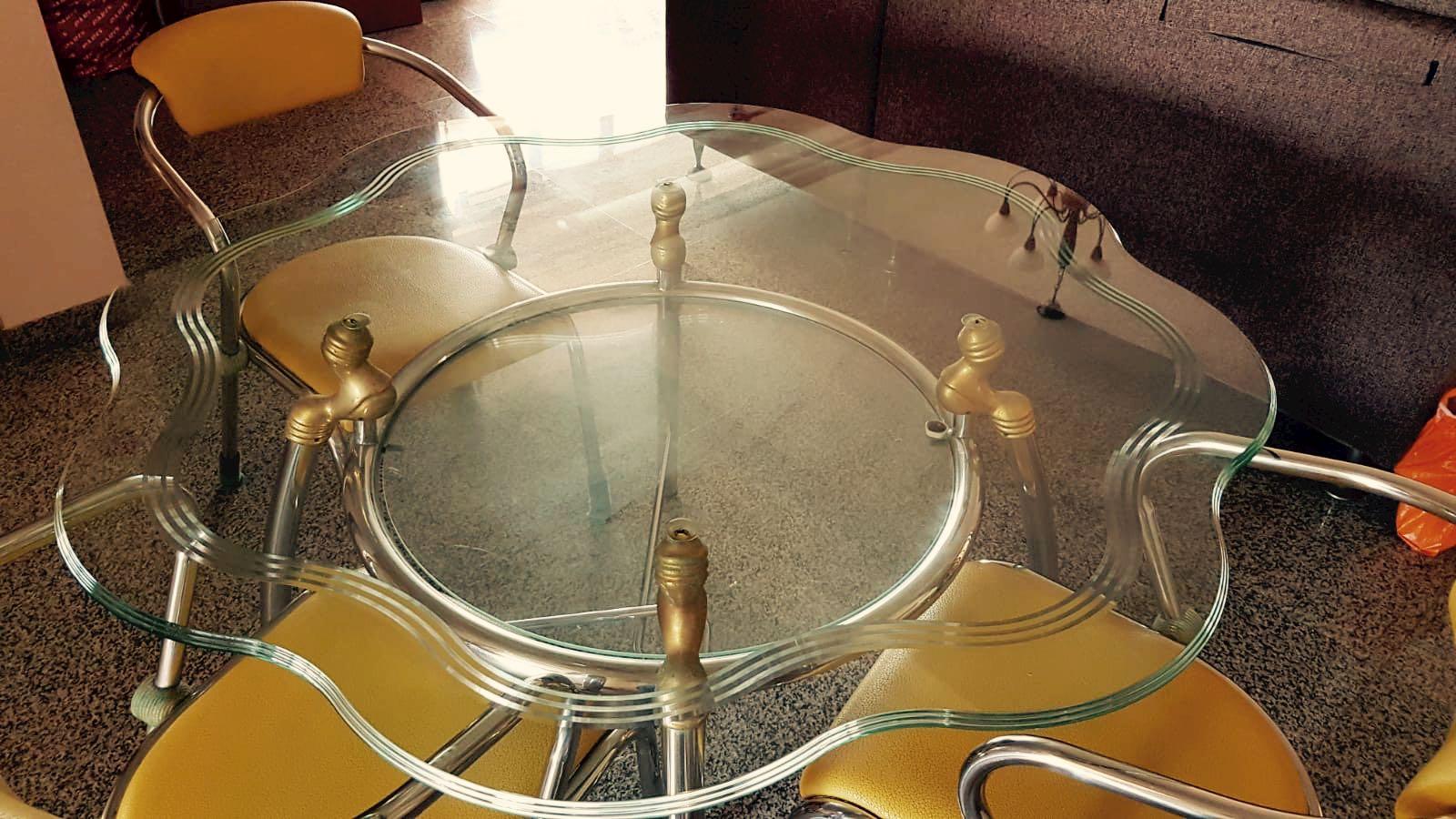 Dining Table (Category: Tables & Sets) located in Singapore. Submitted by clouds4188 (Listing ID 241188879, Image 1). Description: PRELOVED DINING TABLE Diameter approx 127cm with 4 chairs ($45) 2 stools $5 each Not for fussy buyer, condition: 7/10. Selling as we are under-going renovation. Self collect @ Pasir Ris .