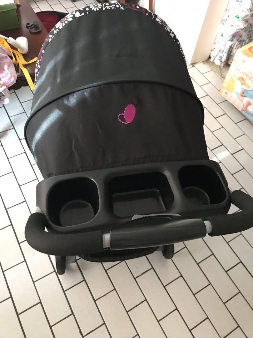 Evenflo Vive Embrace Stroller and Carseat, Babies & Kids, Going Out, Strollers on Carousell