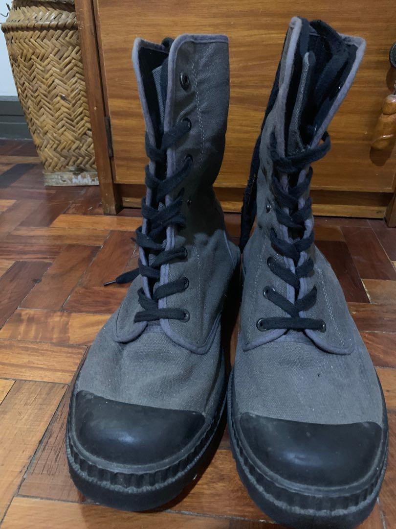 F21 canvass combat shoes (Category: Boots) located in Cainta. Submitted by dhauughylle (Listing ID 241018813, Image 1). Description: Pre-loved item RFS: migrating to Canada MOP: bpi transfer Meetup Shipping No Cod.