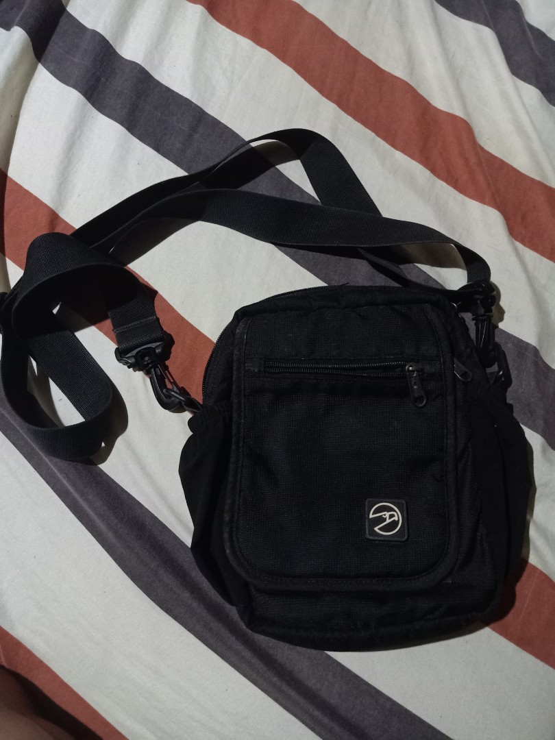 Sling bag hotsell hawk