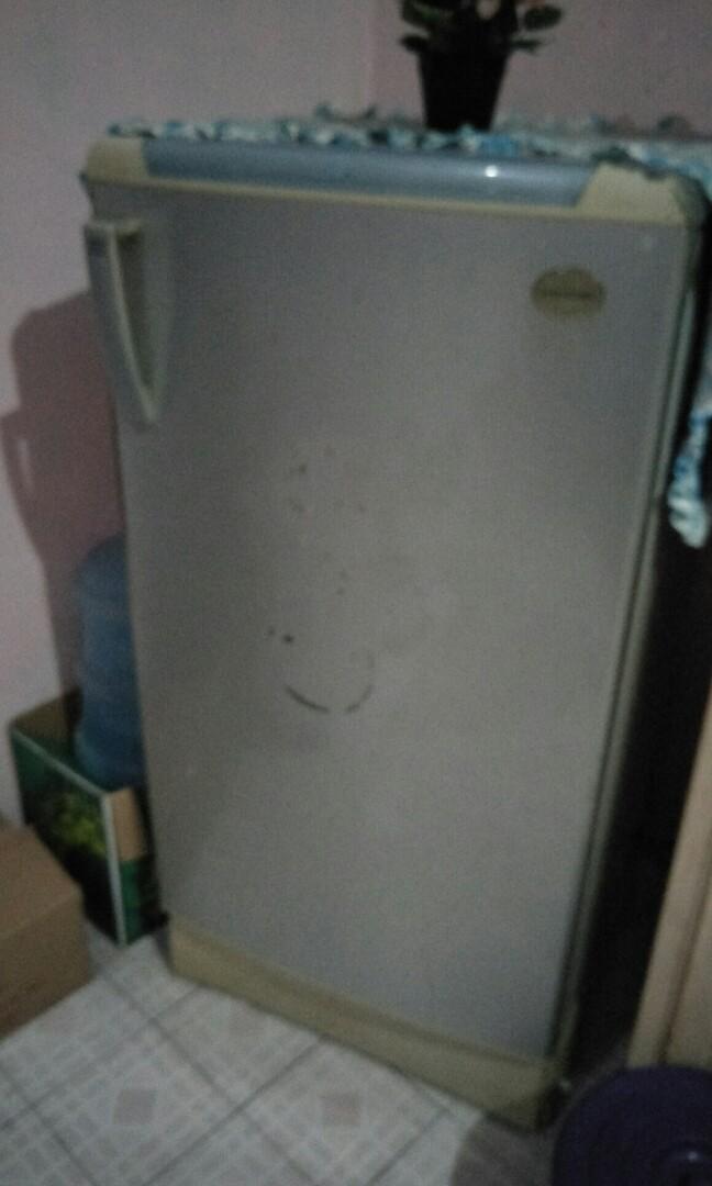Kulkas Electrolux 1 Pintu Kitchen Appliances Di Carousell