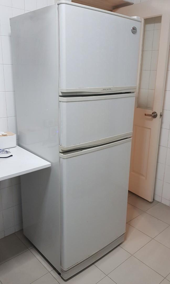 LG Fridge Refrigerator GR403SVF (Fridge only. No transport), TV & Home