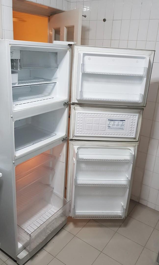 LG Fridge Refrigerator GR403SVF (Fridge only. No transport), TV & Home