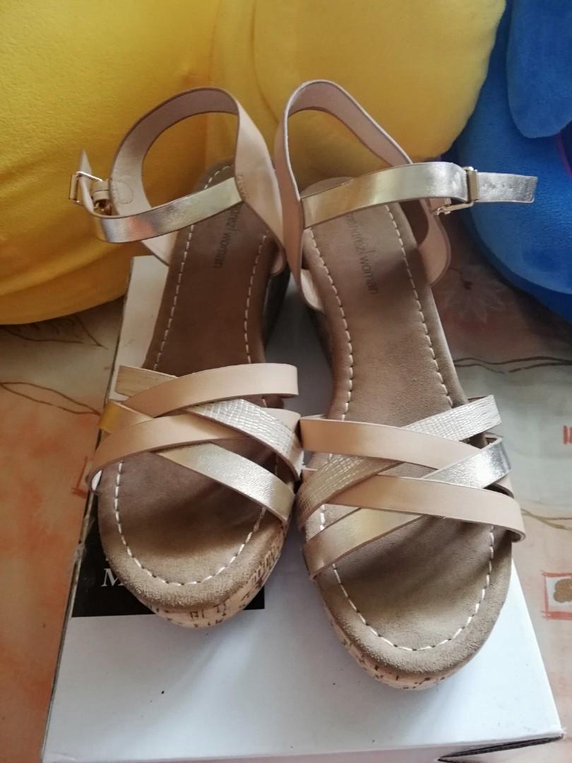 Mendrez best sale wedge sandals