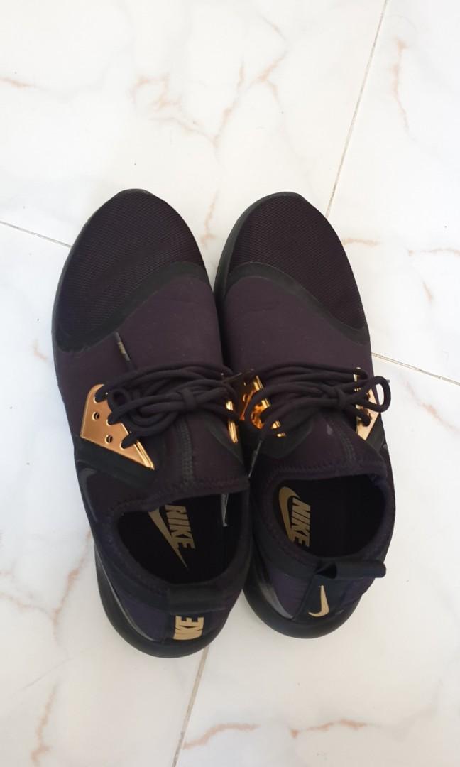 black and gold sneakers nike